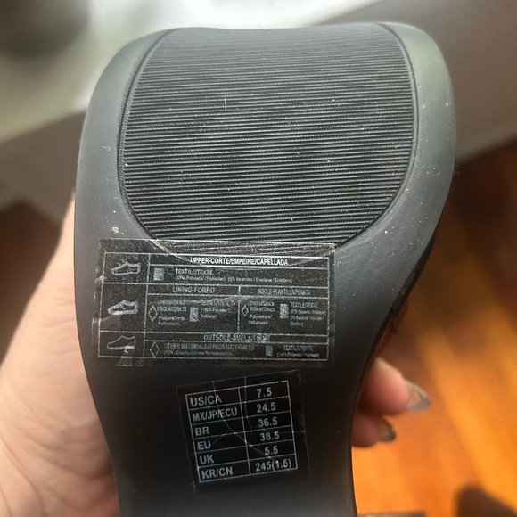 NEW  Black Satin Platform Wedge Sandals - Picture 4 of 5